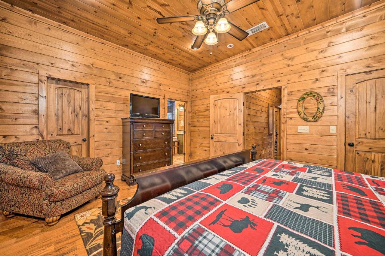 Broken Bow Cabin With Deck, Hot Tub And Fire Pit! Buitenkant foto