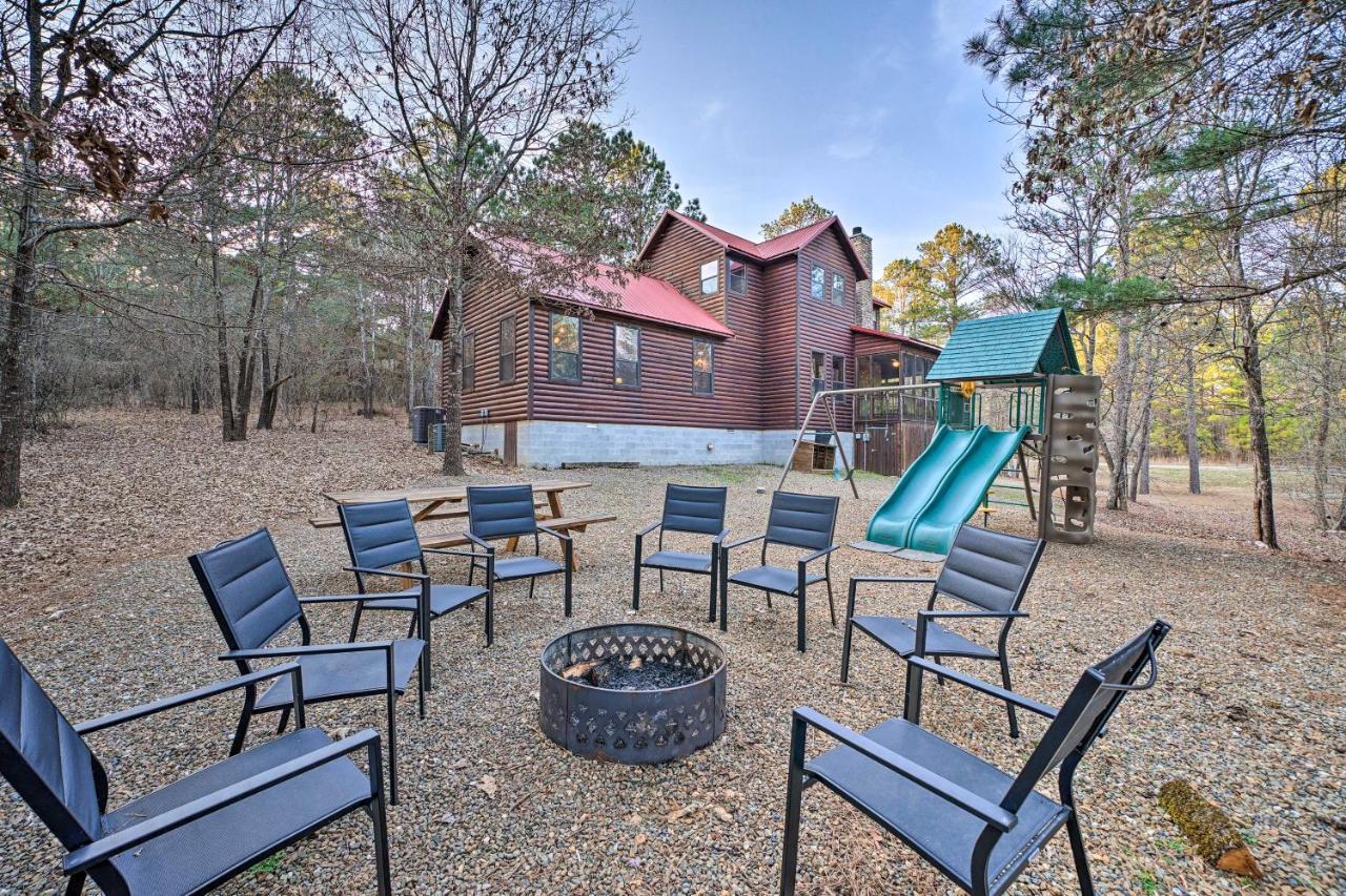 Broken Bow Cabin With Deck, Hot Tub And Fire Pit! Buitenkant foto